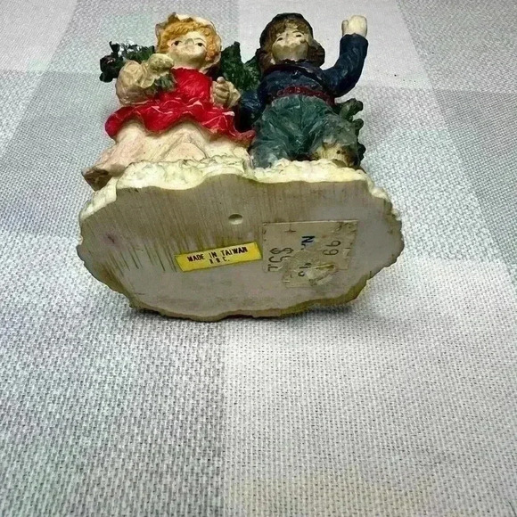 VTG Christmas Village boy and girl tree hunt - Picture 4 of 5